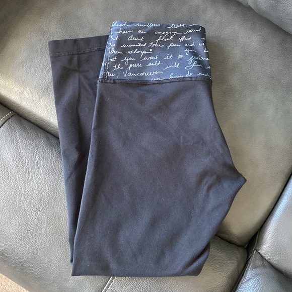 Lululemon Wunder Under Crop - Picture 4 of 4